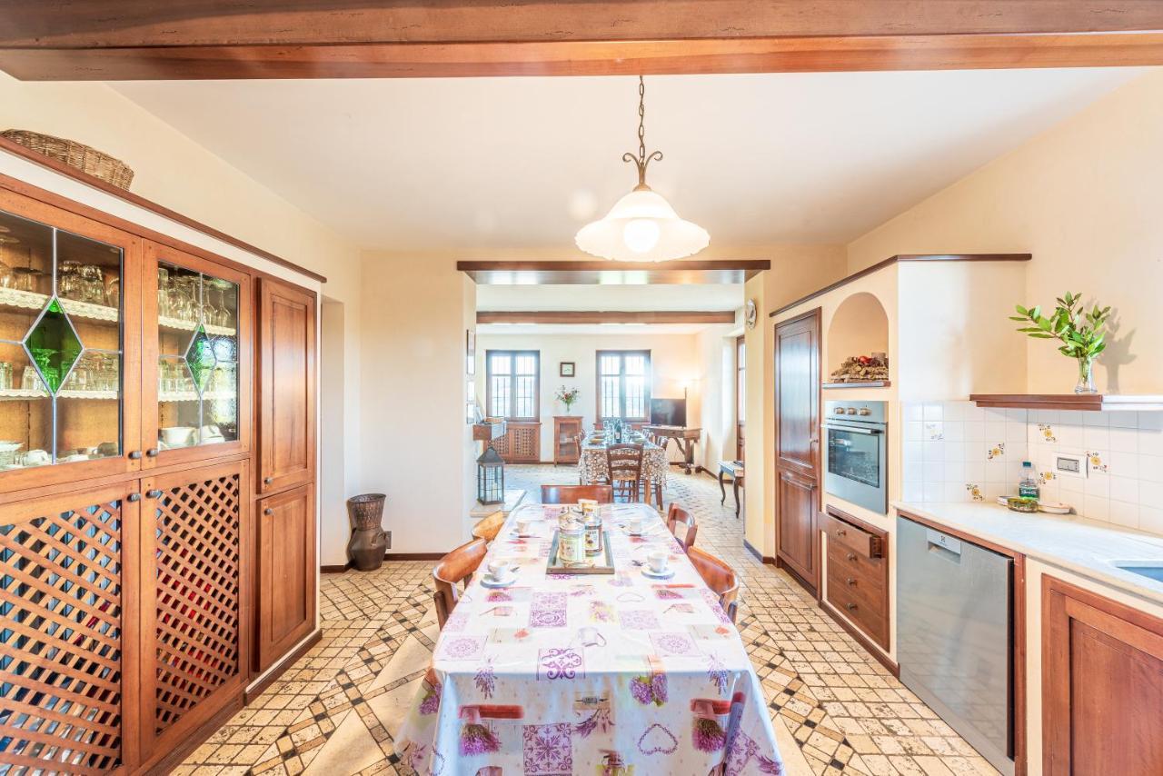 Villa Bricco Paglieri, Entire Villa Alba Kültér fotó